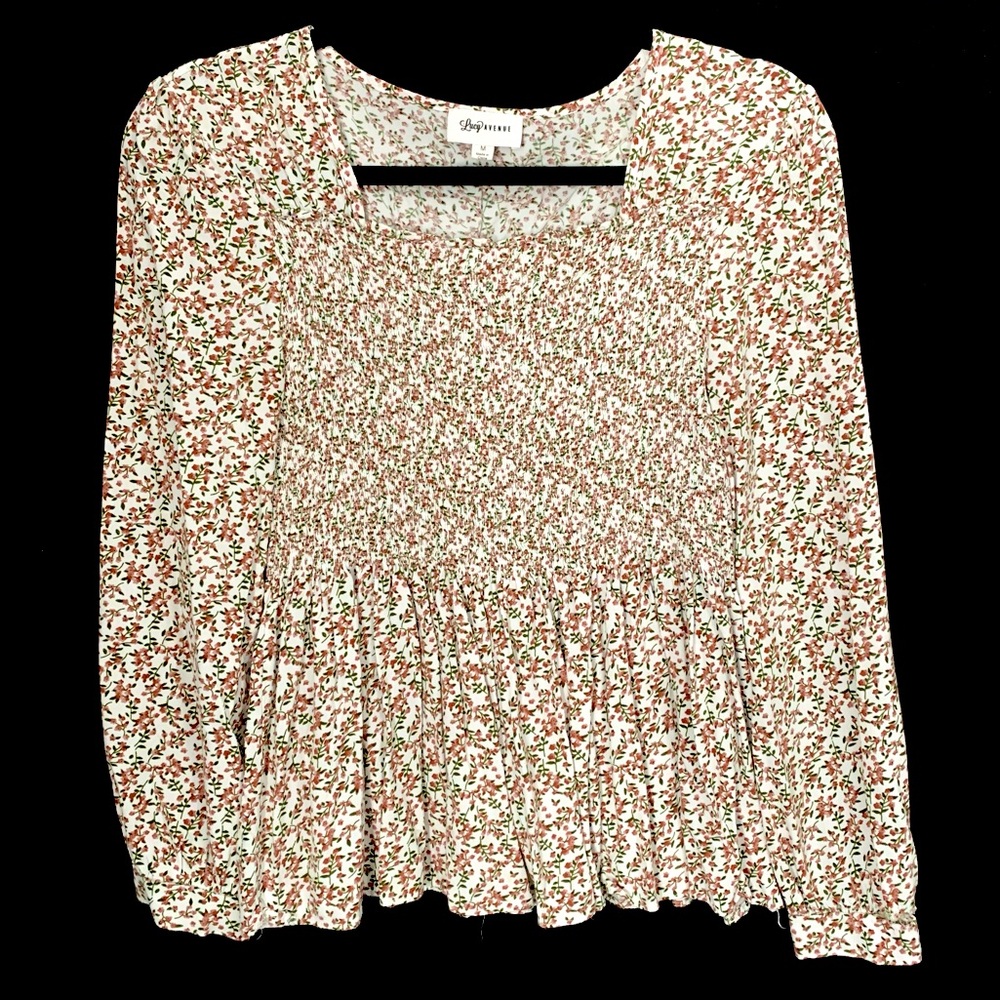 Lucy Avenue Ditsy Floral Peasant Style Top